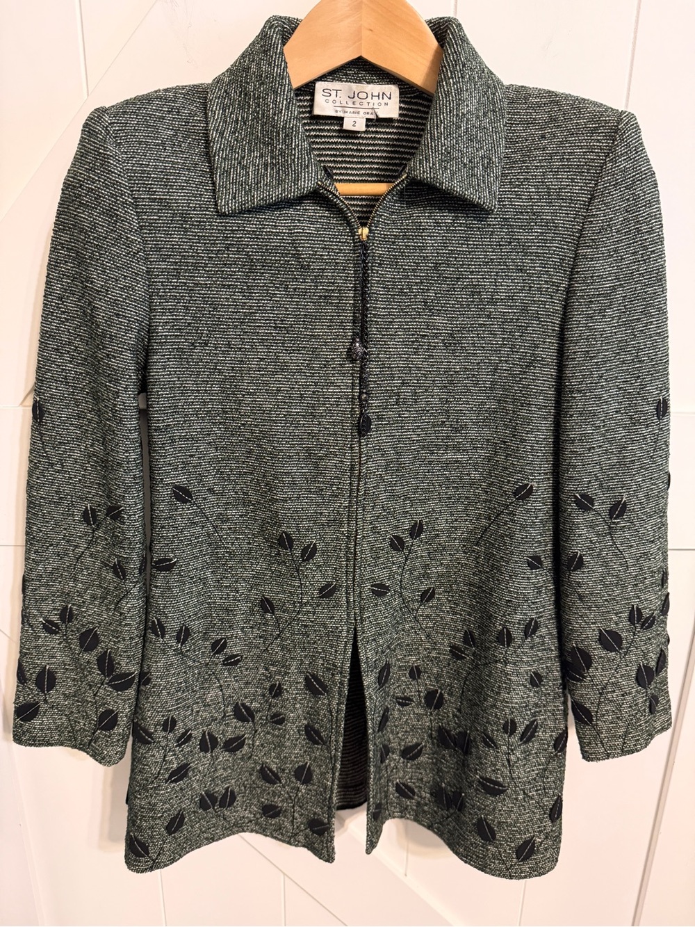St John Collection Marie Gray Size 2 Green Tweed Look Knit Floral Jacket